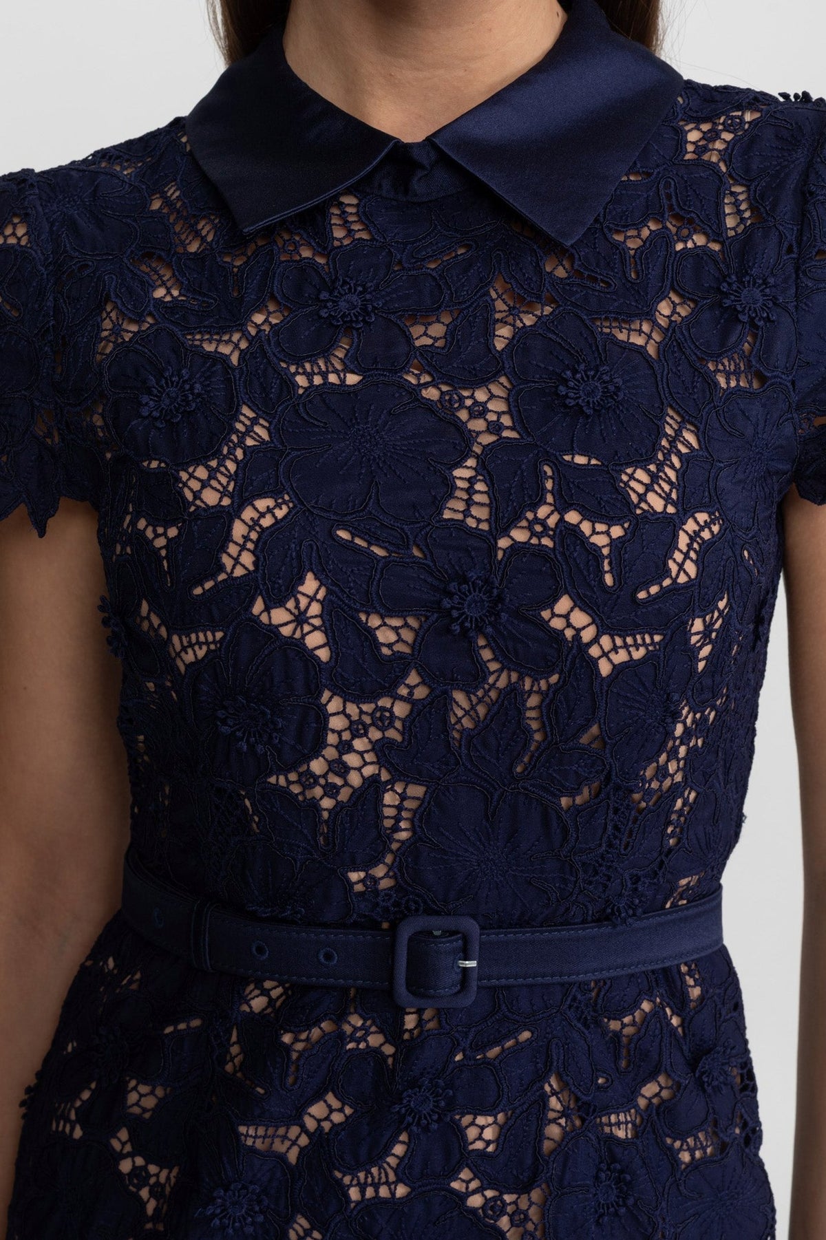 Lace Collared Short Sleeve Midi Dress